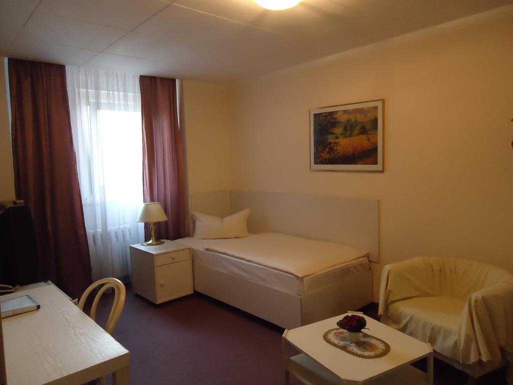 Hotel Kubrat Am Checkpoint Charlie Berlim