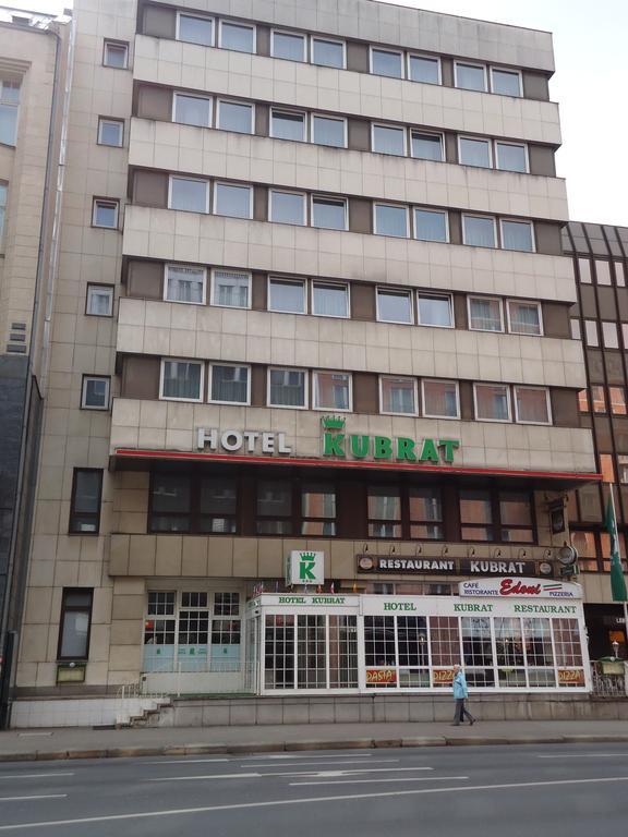 Hotel Kubrat Am Checkpoint Charlie Berlim